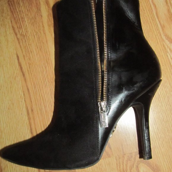 Jennifer Lopez Half Boots with Zipper on Sides - Picture 7 of 16